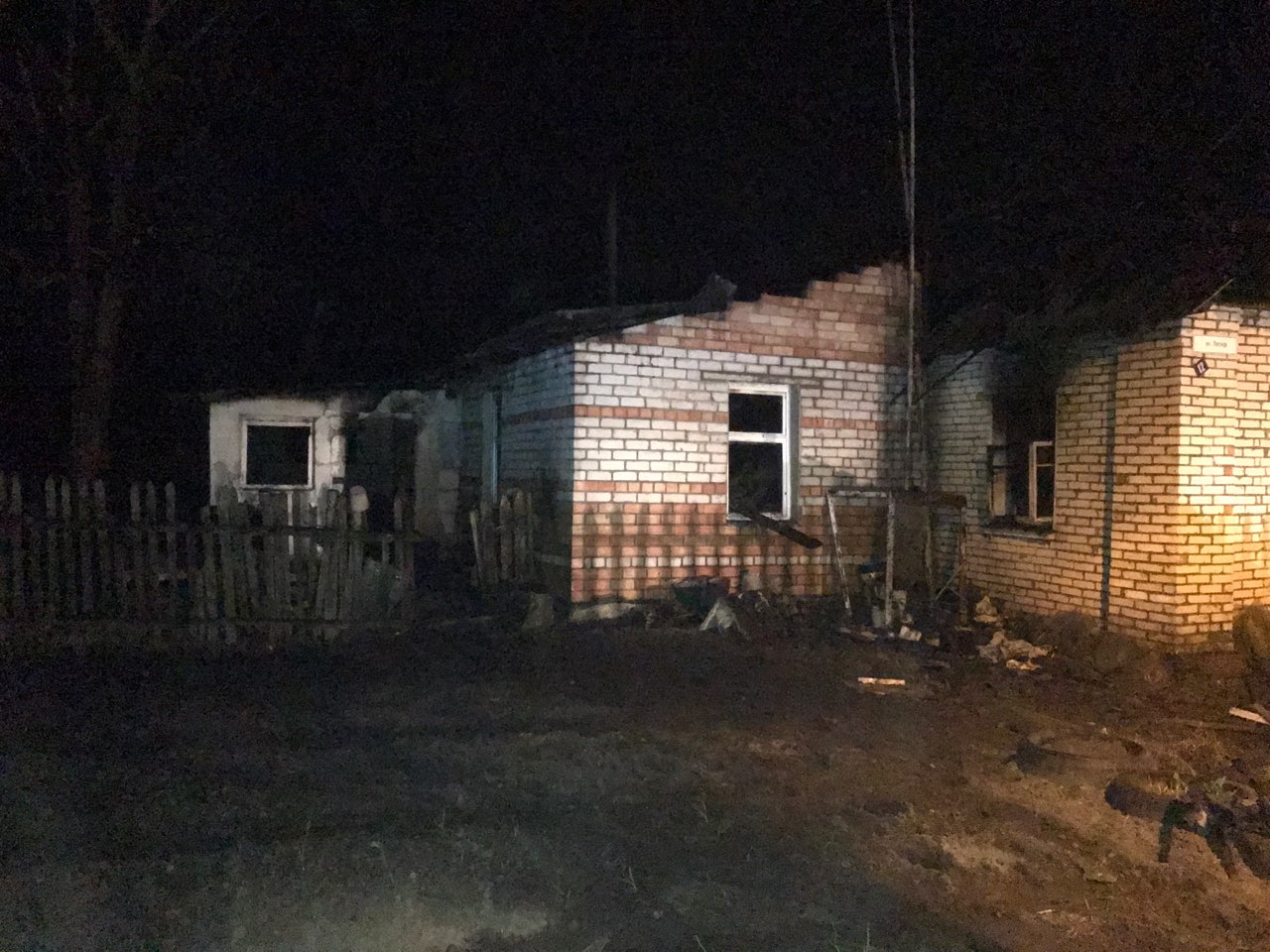 Благодаря сработке АПИ  на пожаре в Смолевичском районе спасена семья