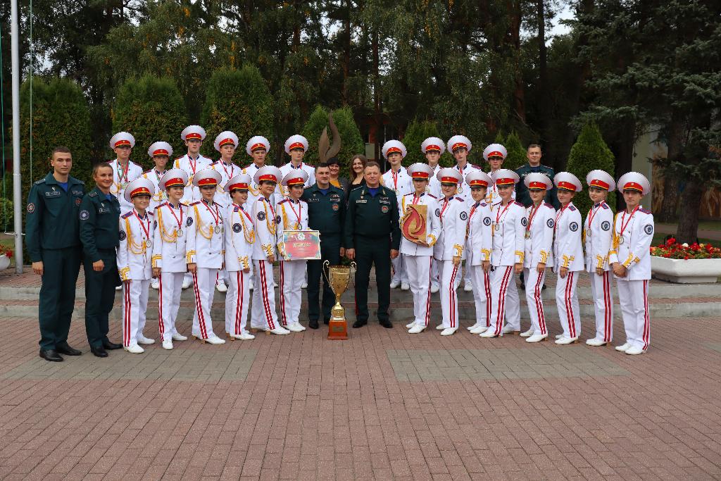 Юные спасатели Минской области стали победителями XXV Республиканского слета юных спасателей-пожарных в «Зубренке»