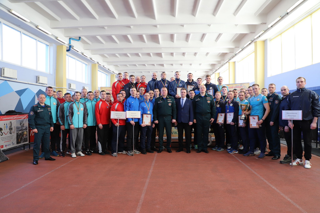 Спасатели Минщины – победители лично-командных соревнований МЧС по гиревому спорту