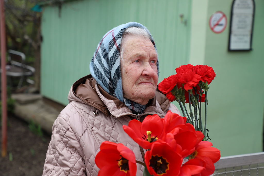 «Разминировала «голыми руками»: сегодня в Клецке поздравили ветерана Великой Отечественной войны 