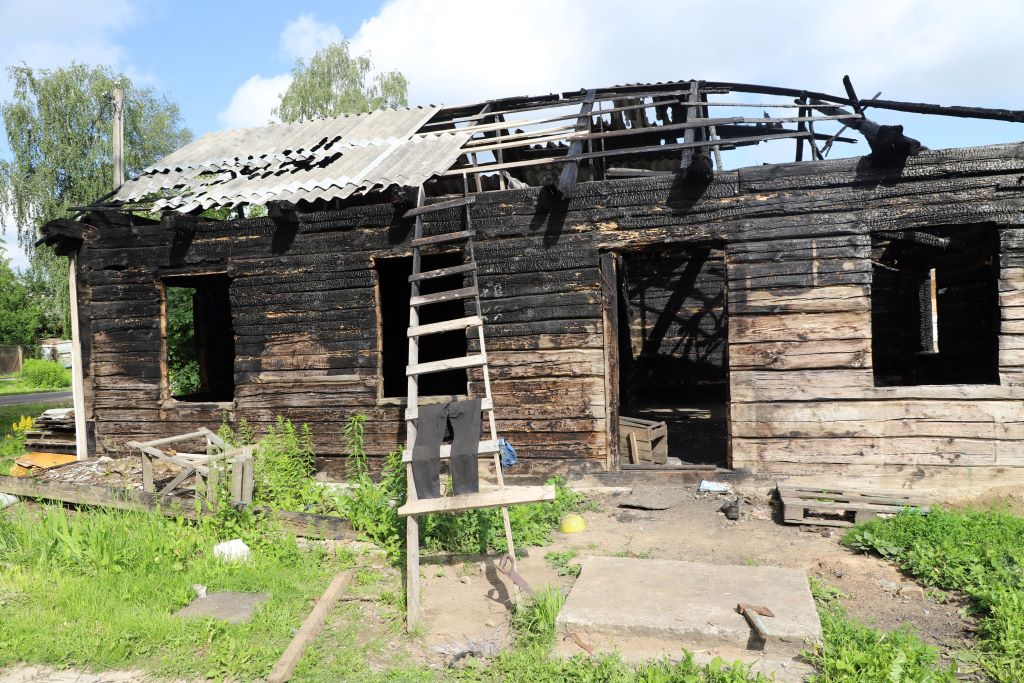 Спасатели Минской области активно проводят профилактические мероприятия в домовладениях граждан